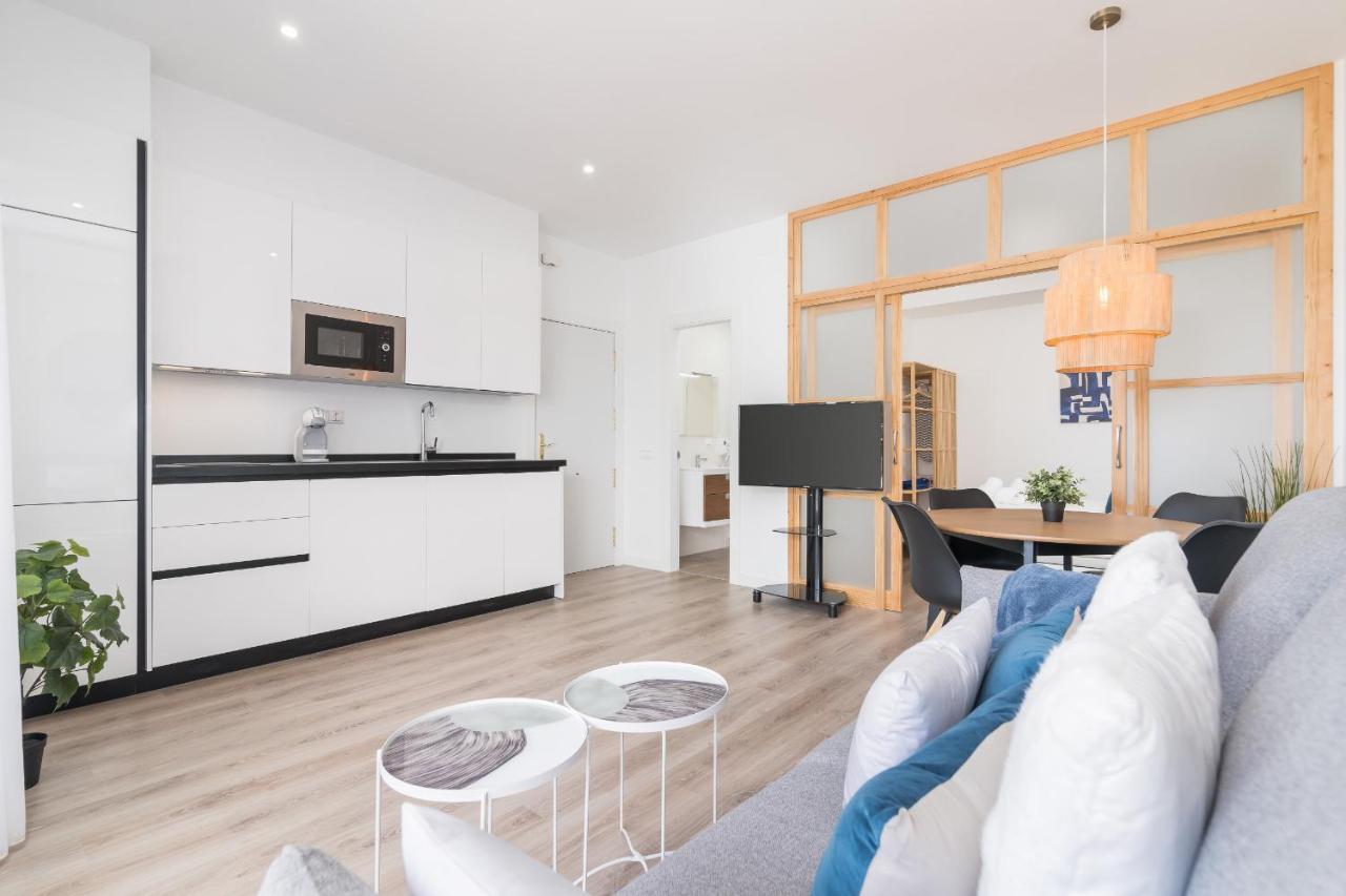 Suite Homes Hesperides Garden Beach Málaga Eksteriør billede