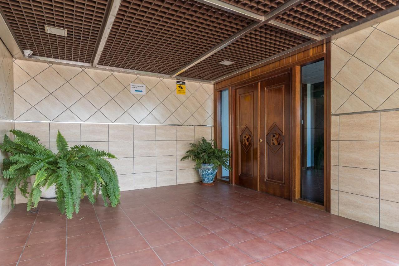 Suite Homes Hesperides Garden Beach Málaga Eksteriør billede