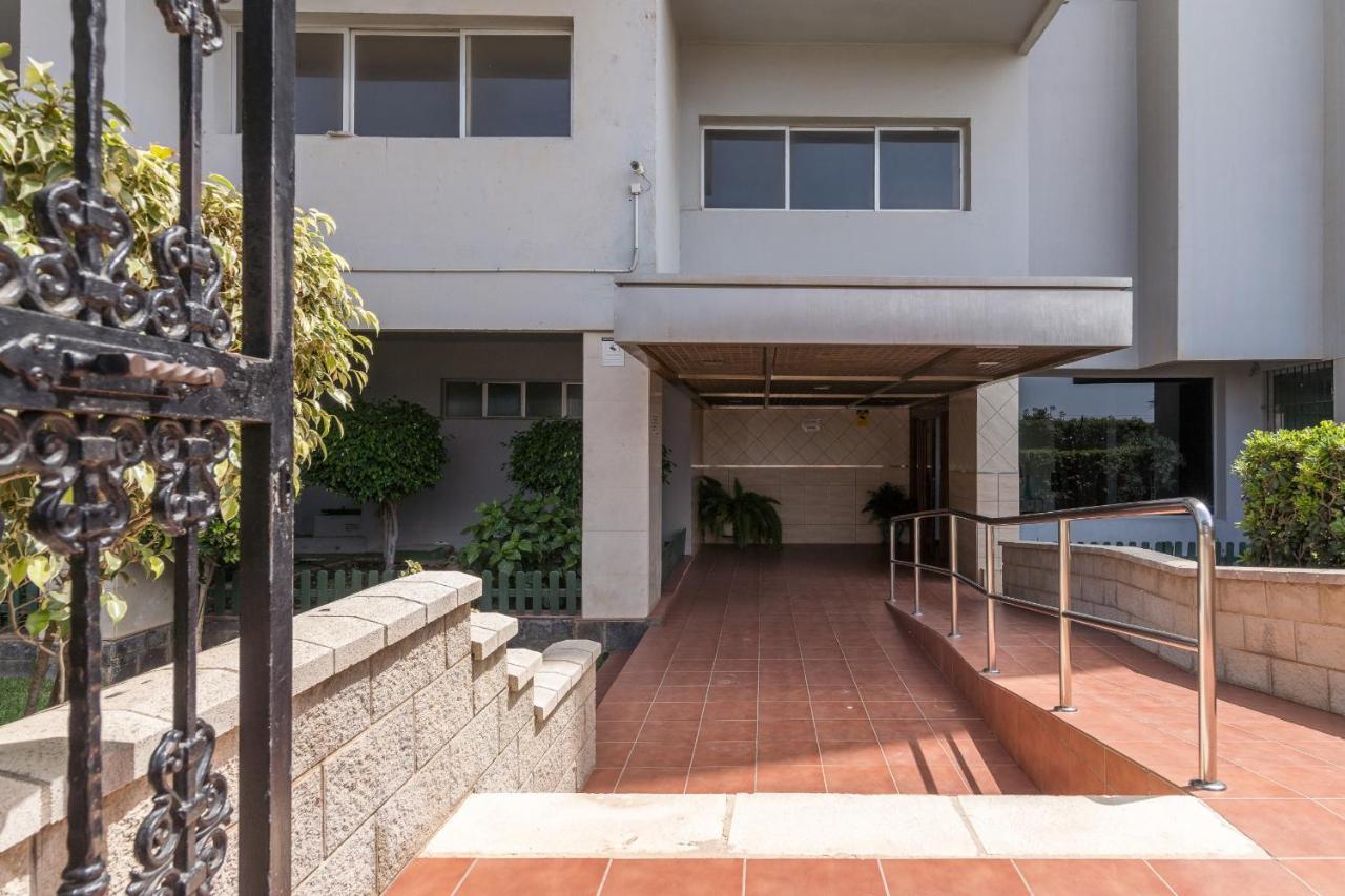 Suite Homes Hesperides Garden Beach Málaga Eksteriør billede