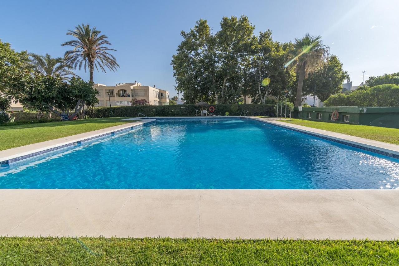 Suite Homes Hesperides Garden Beach Málaga Eksteriør billede