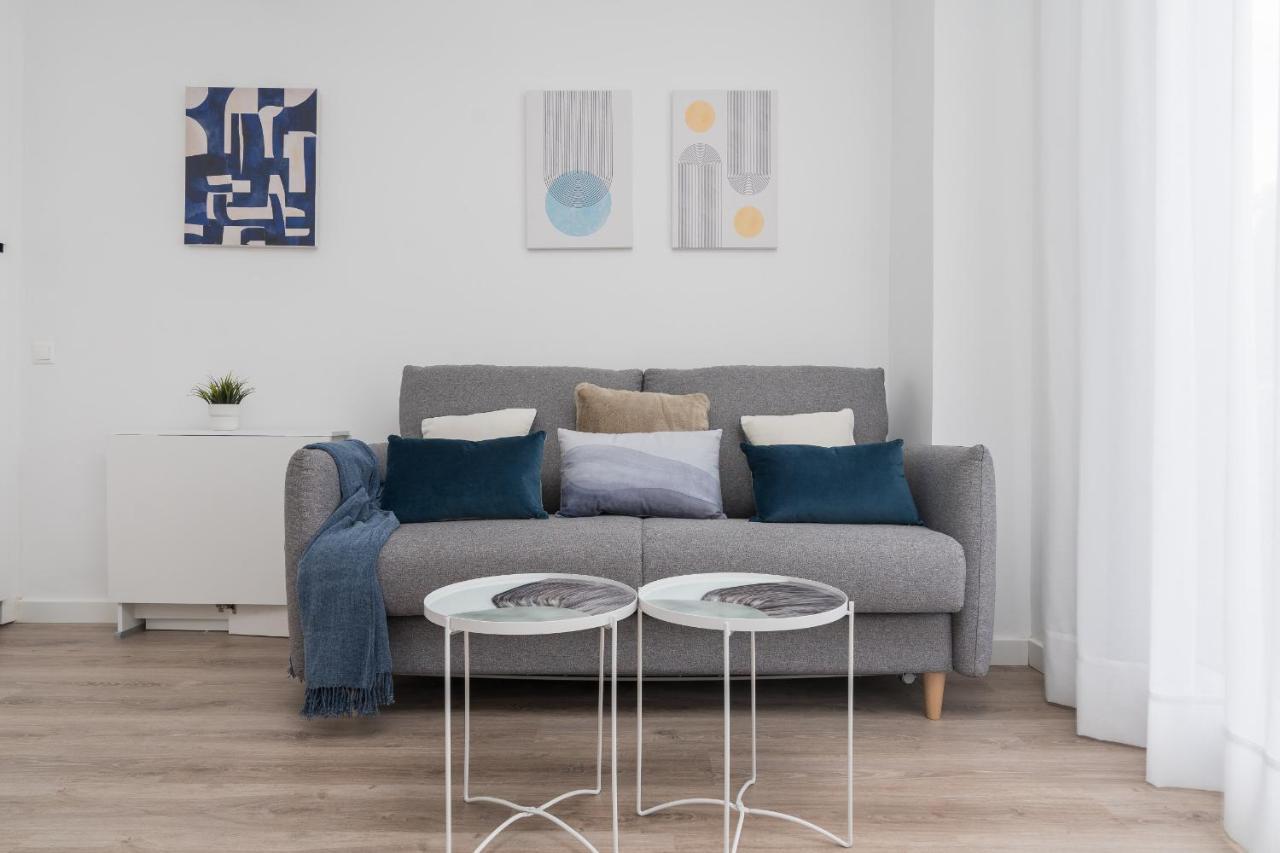 Suite Homes Hesperides Garden Beach Málaga Eksteriør billede